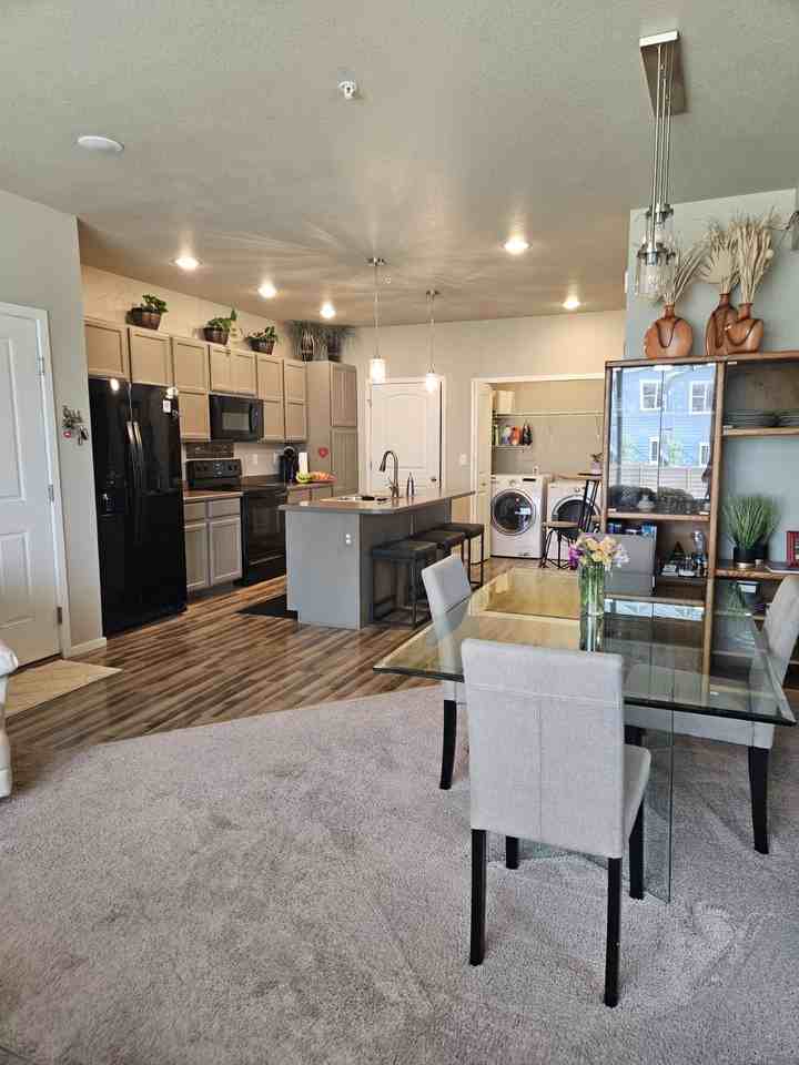 2940 Kincaid Dr #103 - Photo 2 of 8