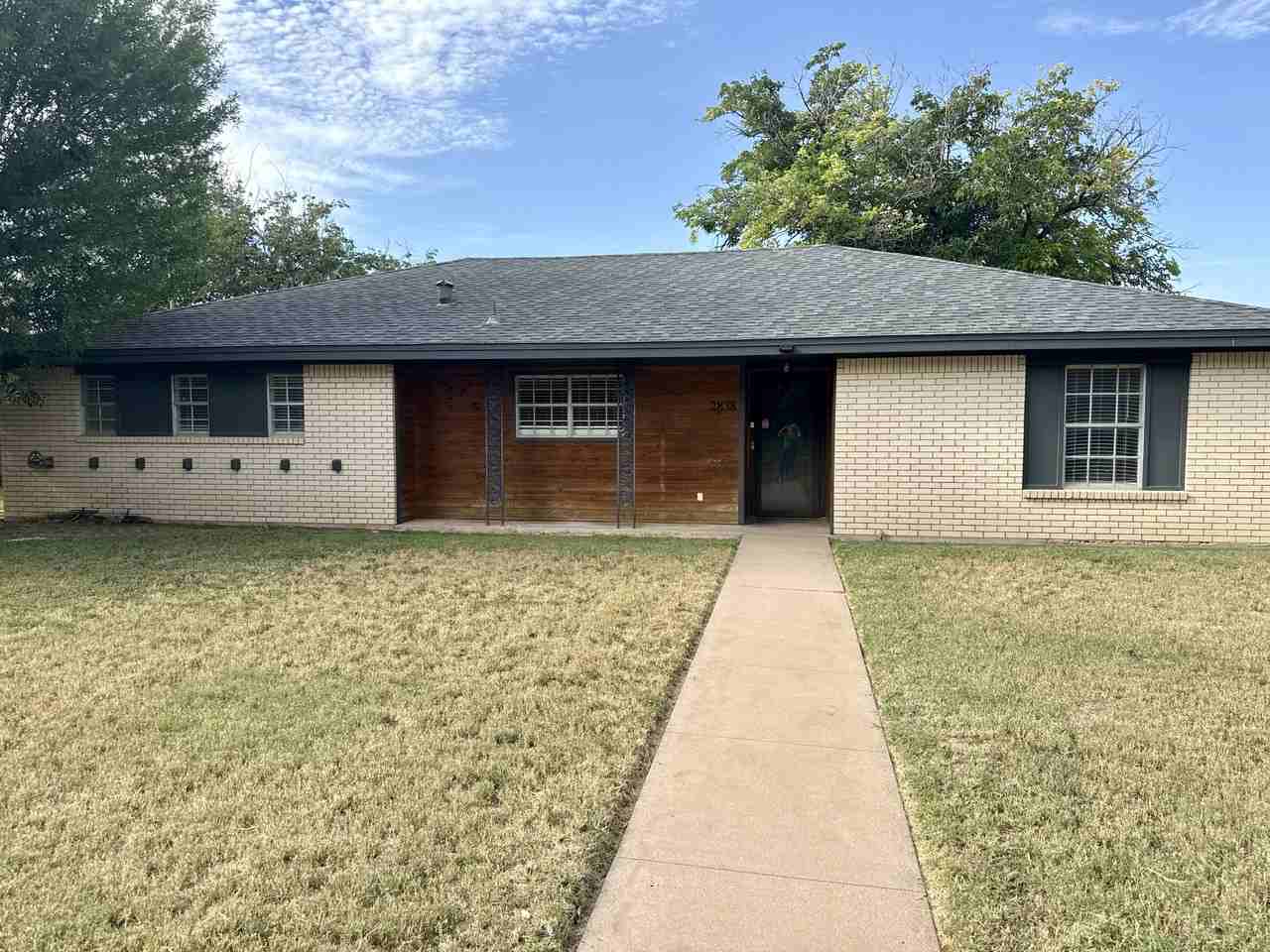 2838 Canyon Creek Dr #NA - Photo 2 of 31