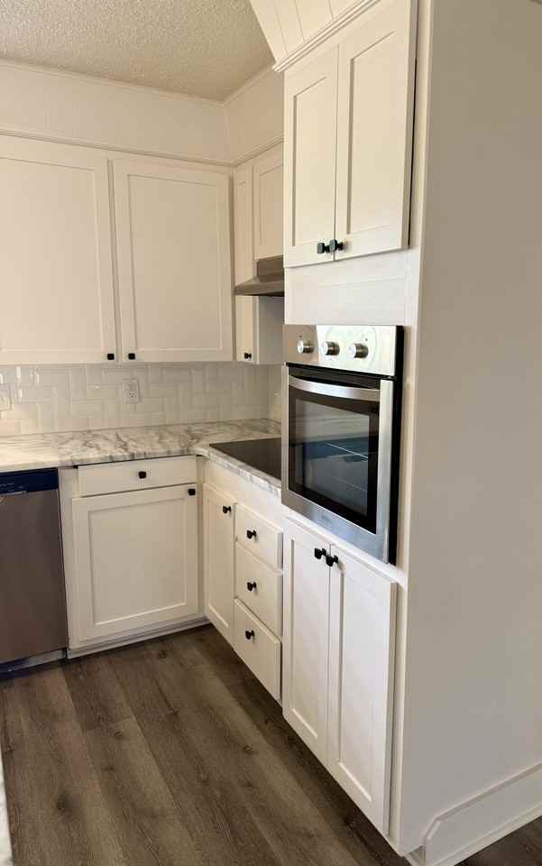 2838 Canyon Creek Dr #NA - Photo 4 of 31