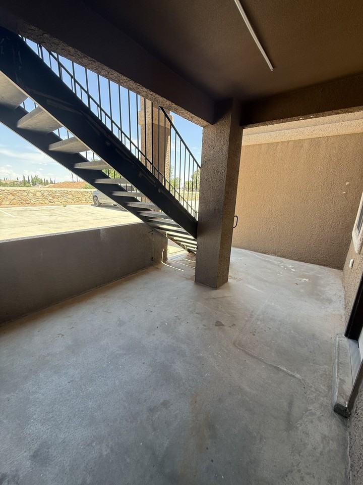 3412 Blue Earth Ln #A - Photo 3 of 24