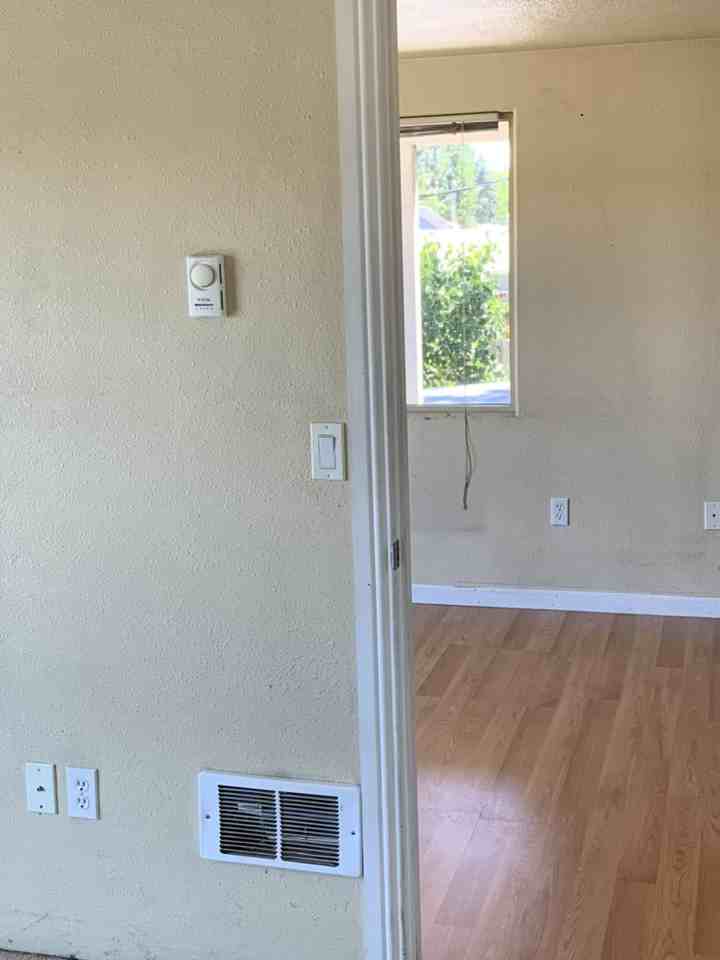 757 W N St #757WN - Photo 4 of 10