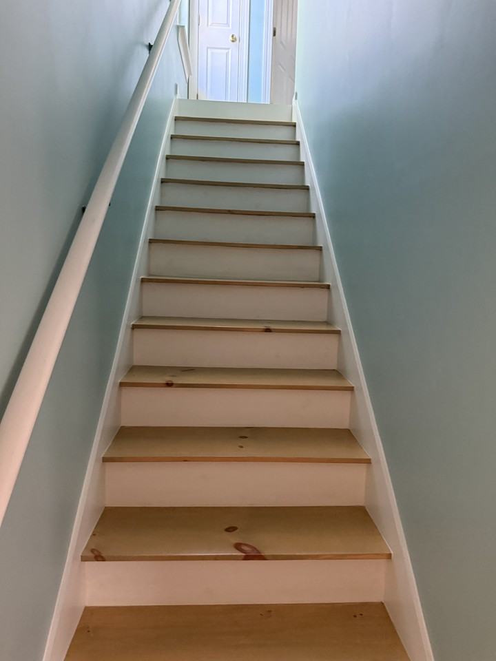 633 15th Ave S #A - Photo 3 of 11