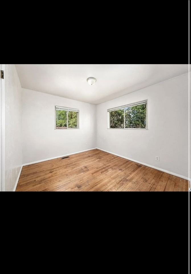 1735 N 19th St #NA - Photo 7 of 8