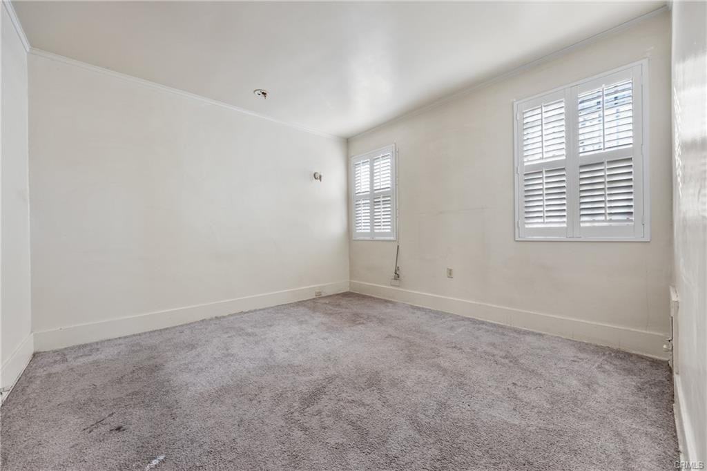 1122 W 77th St #NA - Photo 2 of 4