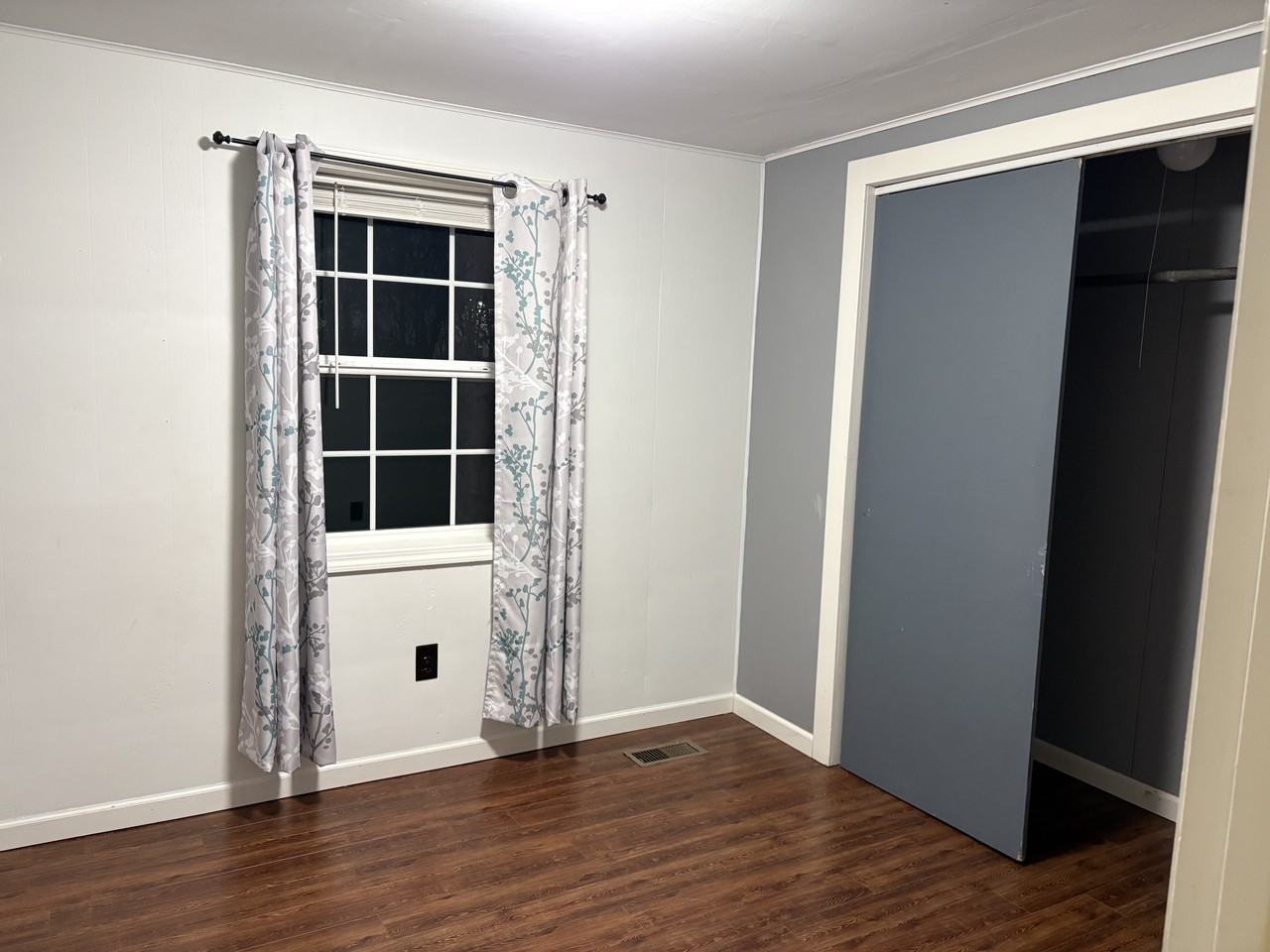 1451 W Main St #NA - Photo 6 of 12
