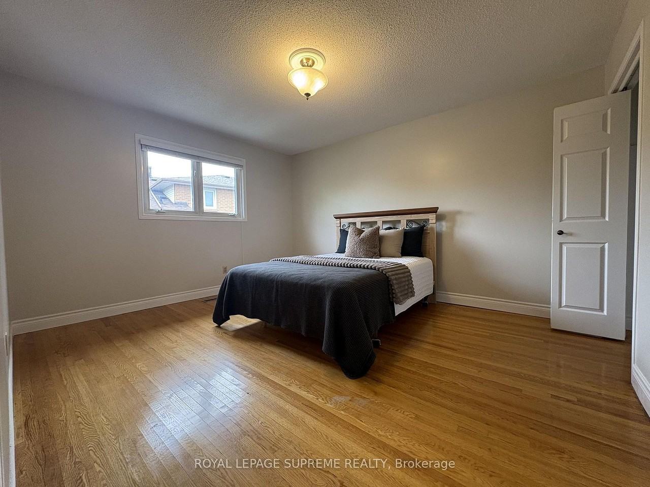 966 Lovingston Crescent - Photo 7 of 23