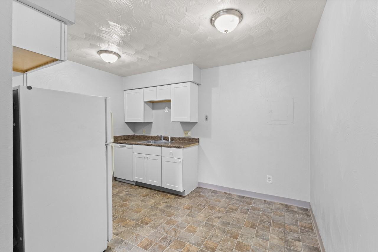 3334 Pleasant Grove Rd #19 - Photo 4 of 15