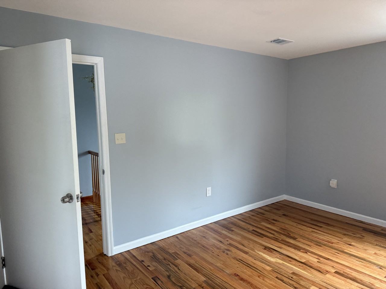 715 Mack Pl #2nd - Photo 2 of 15