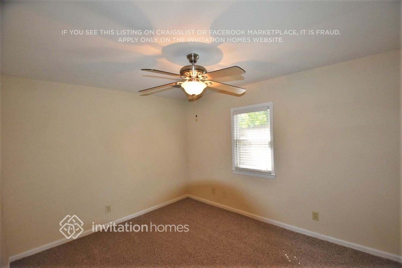 1551 New St Ne - Photo 6 of 14