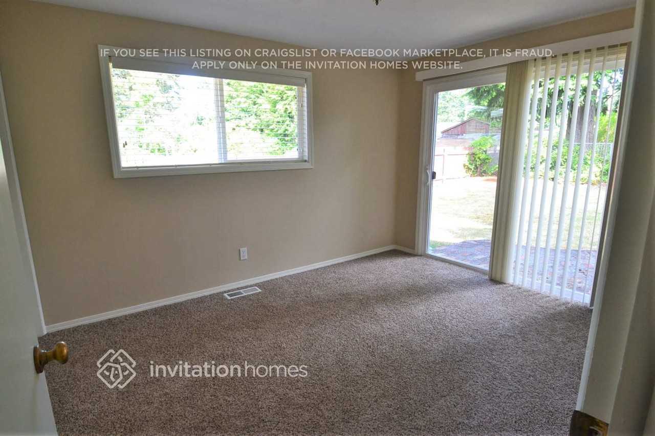 8611 121st St Sw - Photo 7 of 13