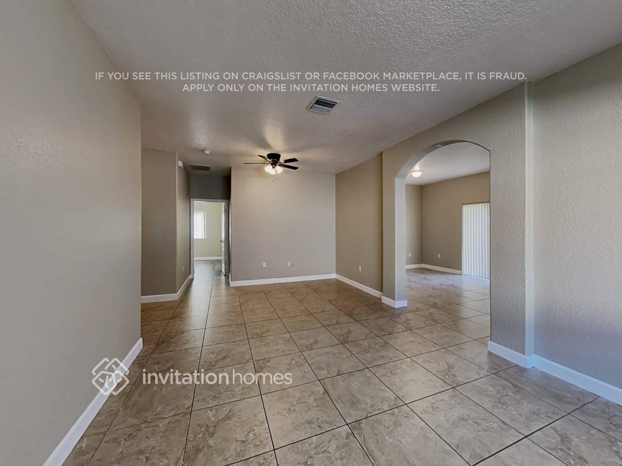 15432 Sw 183rd Ter - Photo 4 of 19