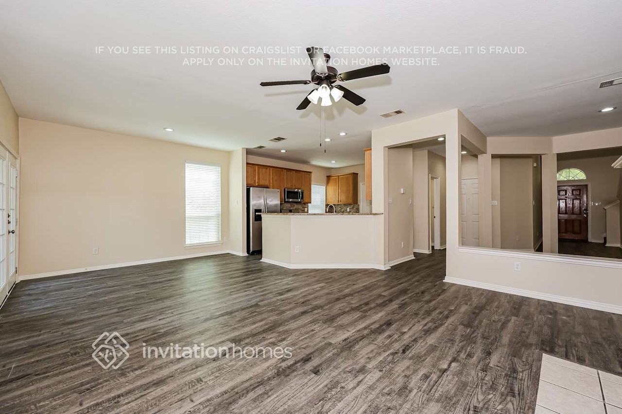 11732 Latania Ln - Photo 5 of 18