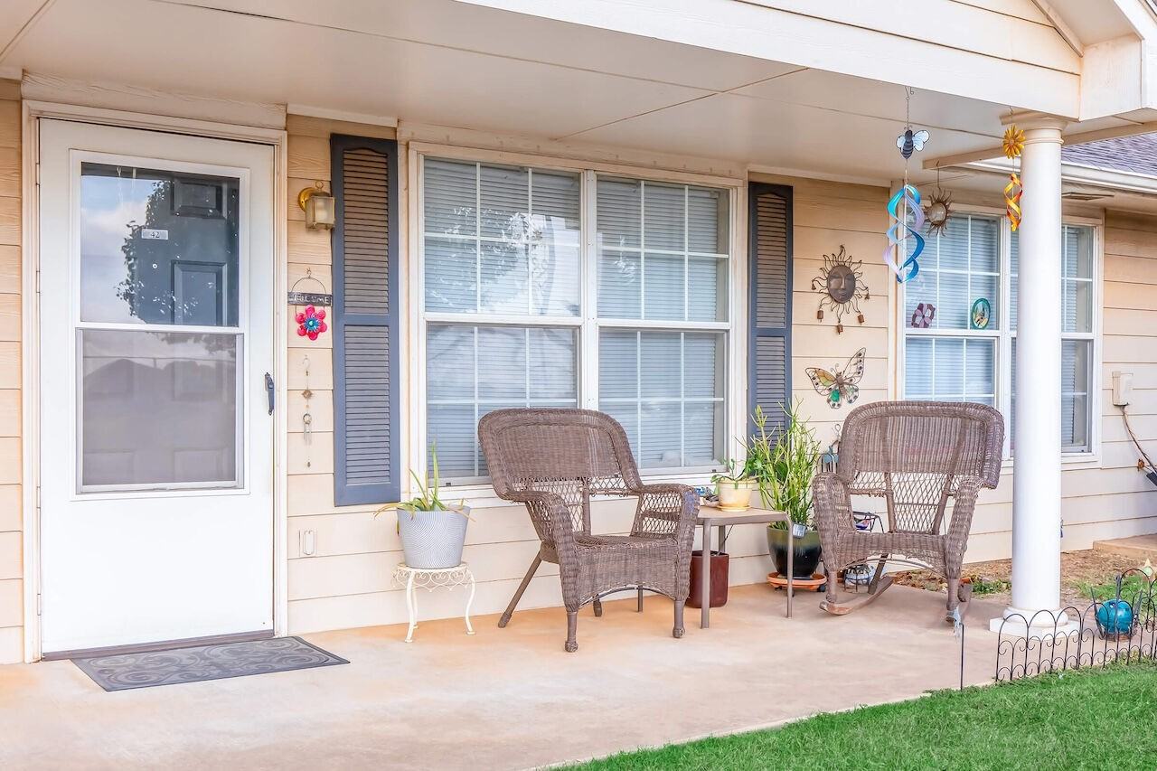 Redbud Senior Apartments - Photo 4 of 24