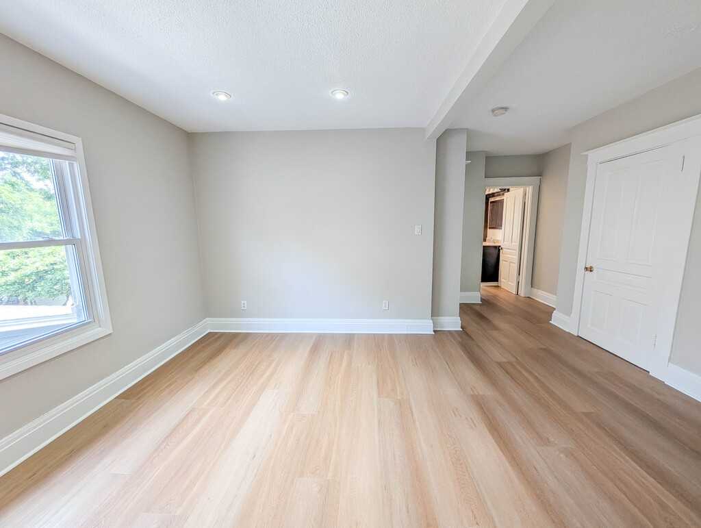 6 Wolseley Ave - 2 - Photo 5 of 25