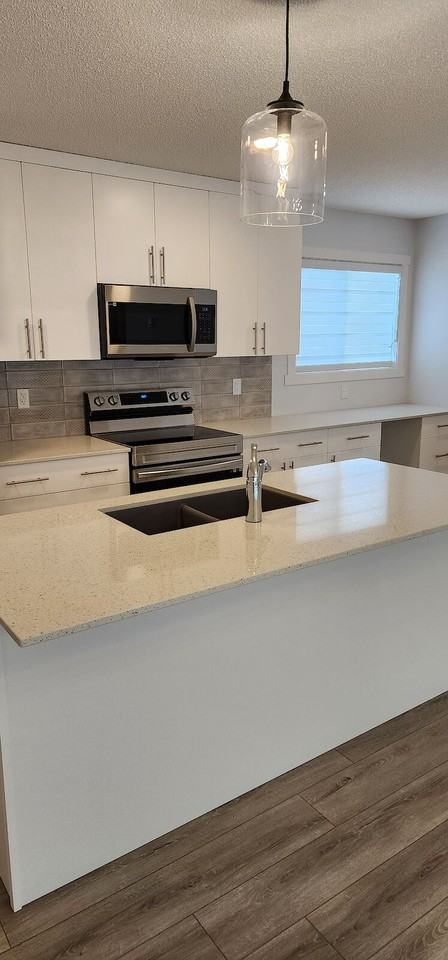 850 Secord Boulevard Northwest 8, Edmonton, Alberta, Canada, T5T 7R9 - Photo 4 of 13