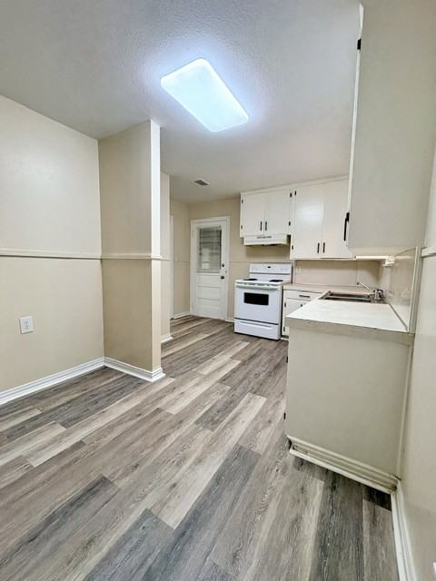 1824 S Fleishel Ave #1 - Photo 5 of 12