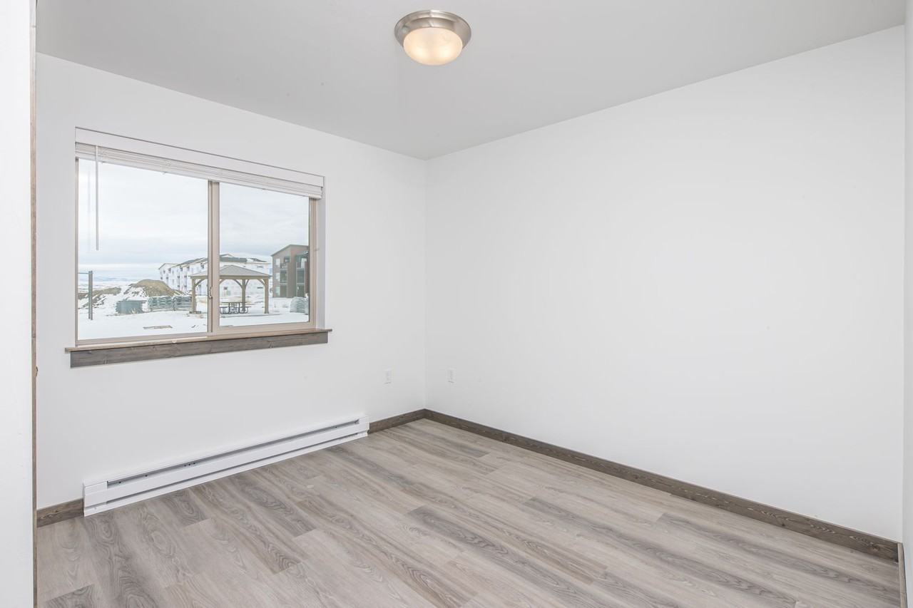 1802 Cruiser Lane - Photo 2 of 25