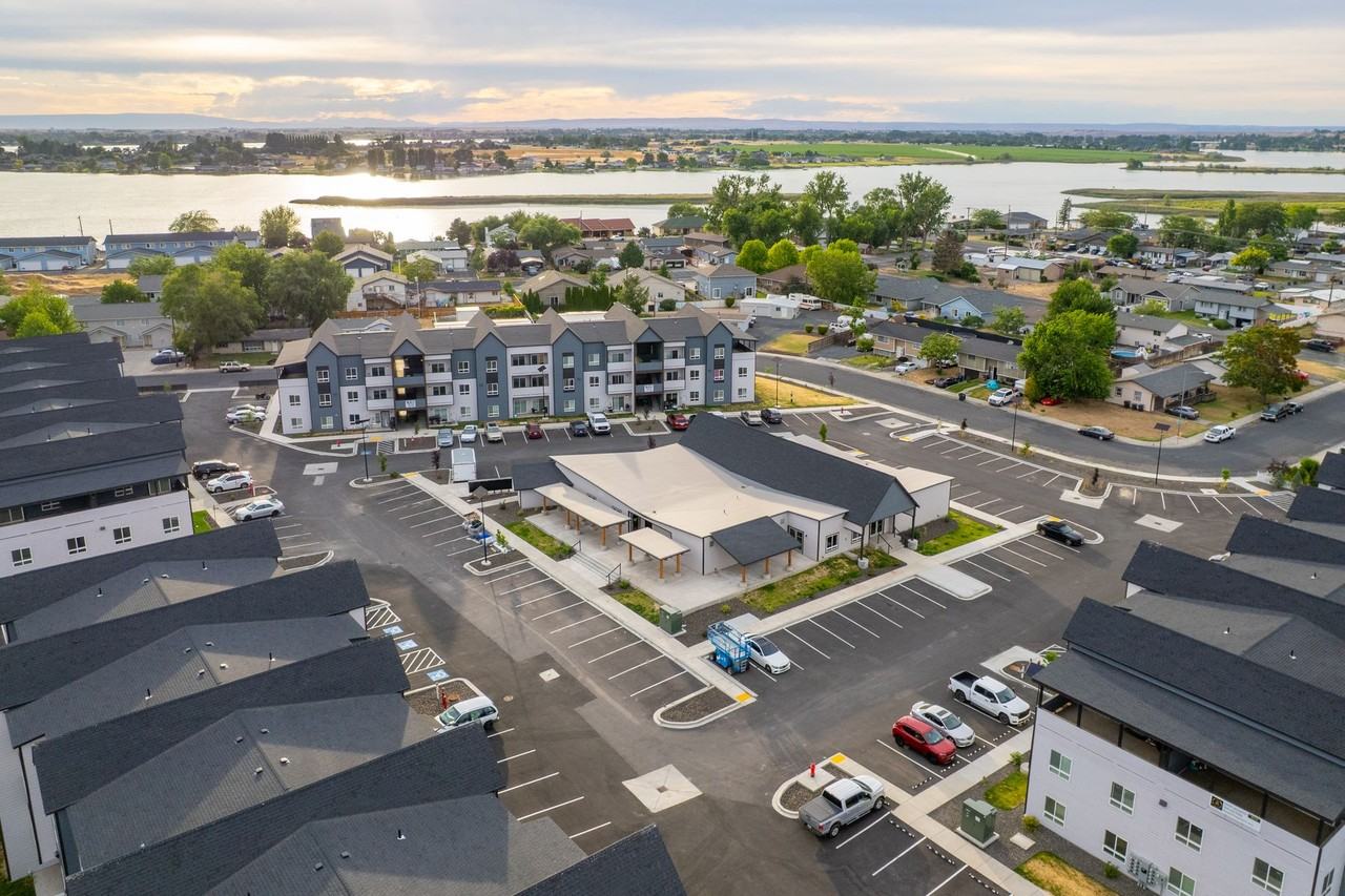 Modern Heights Apartments - Photo 6 of 50