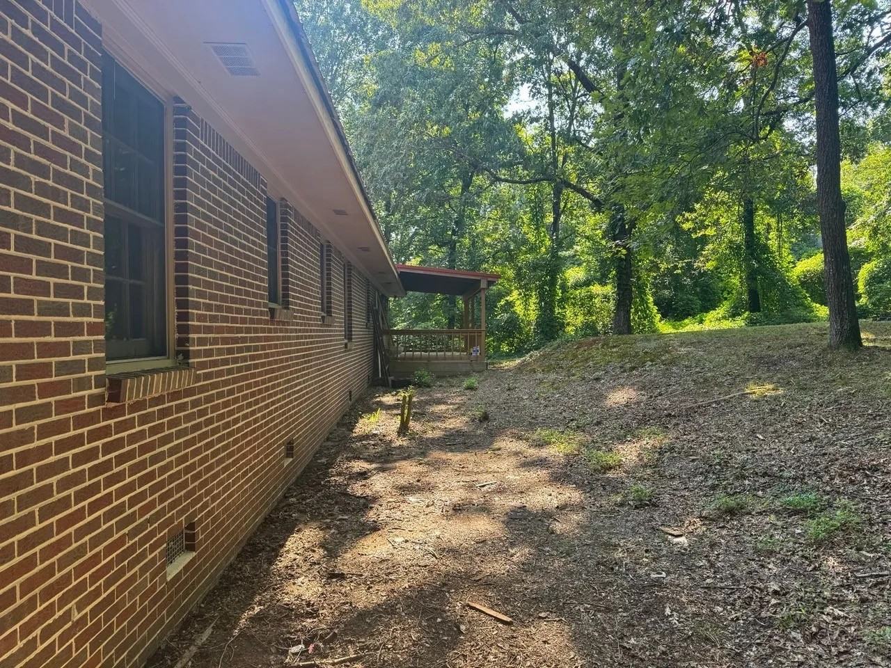200 Mountain View Dr - Photo 3 of 20
