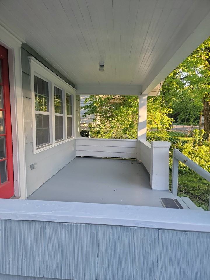 275 Goodview Ave #1 - Photo 3 of 31