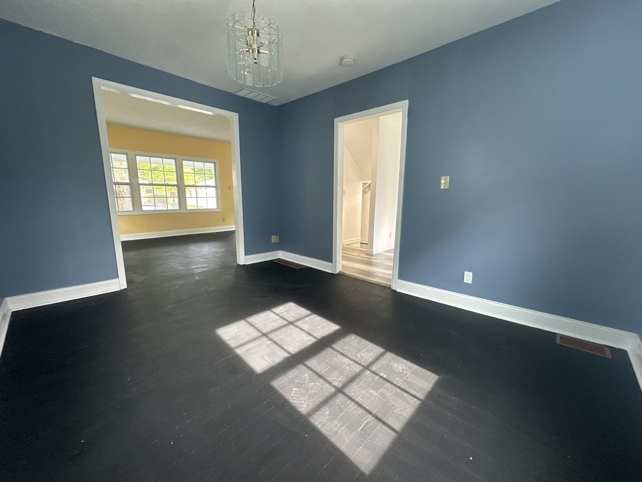 275 Goodview Ave #1 - Photo 7 of 31