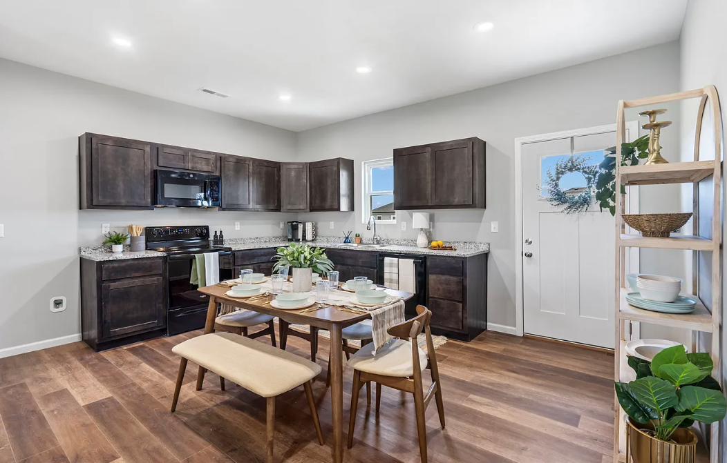 181 W Ledgestone Dr #1 - Photo 6 of 22