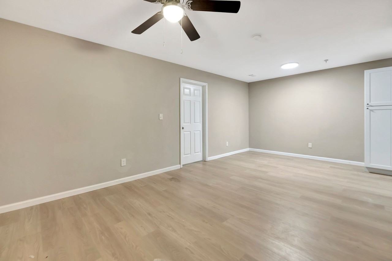 Creekside Apartments - Photo 7 of 50