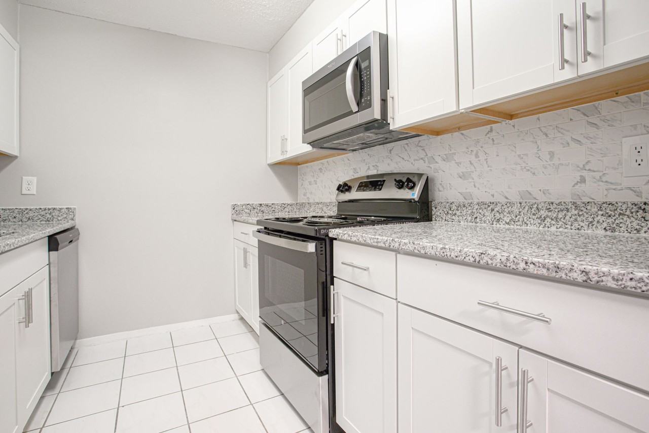 Woodmere Reserve - Photo 4 of 50