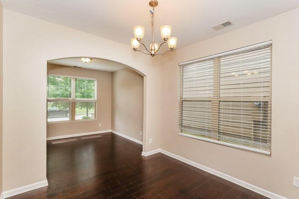 4782 Brookwood Pl - Photo 6 of 17