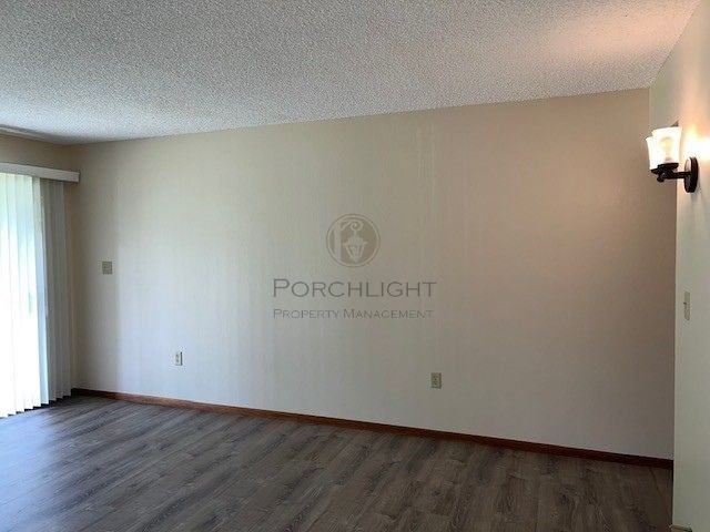 1412 Liberty St #4 - Photo 4 of 14