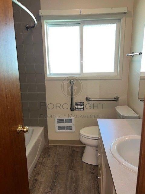 1412 Liberty St #4 - Photo 5 of 14