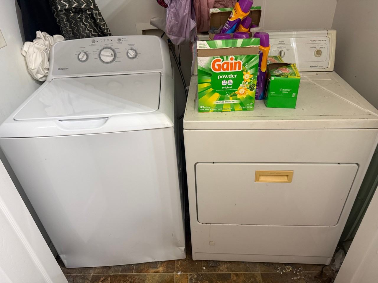 6176 Valley Green Rd - Photo 6 of 19