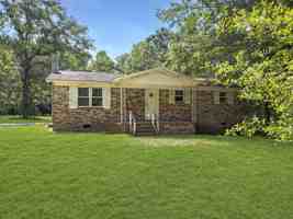 featured image of 1137 Carter Rd #1