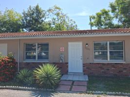 featured image of 2203 Se 15th Pl #2203