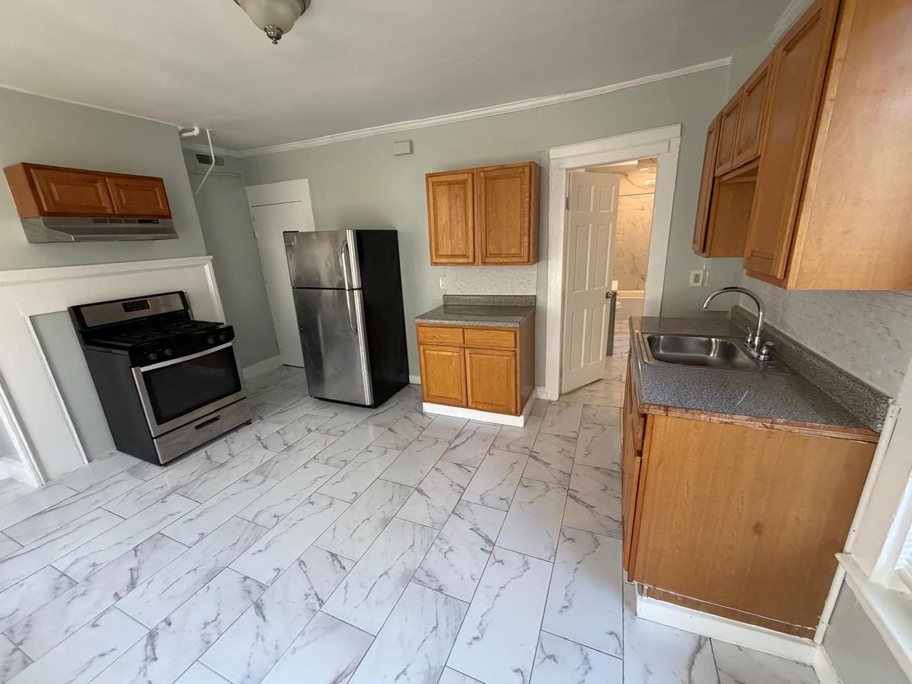 611 Elm St #2 - Photo 2 of 9