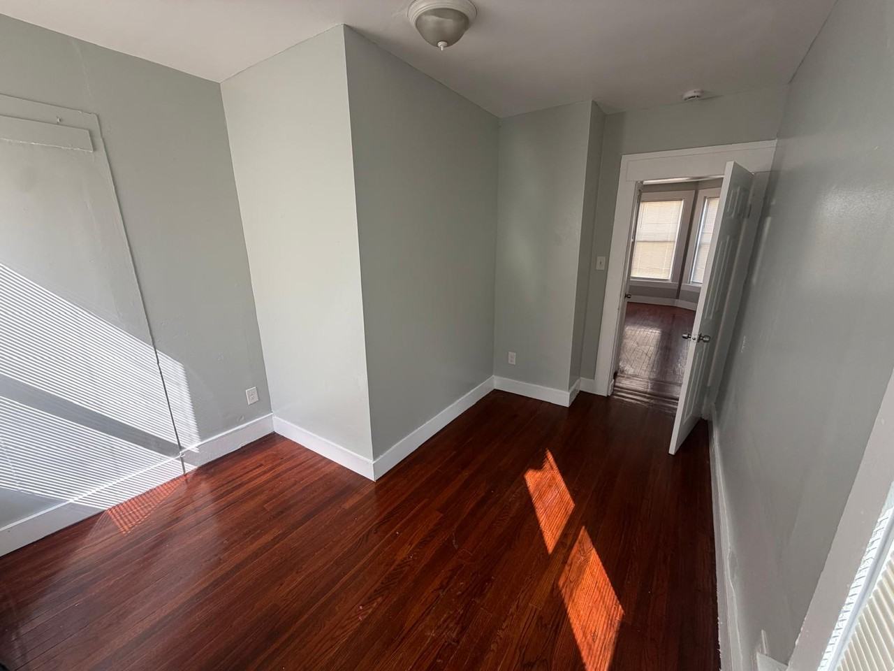 611 Elm St #2 - Photo 5 of 9