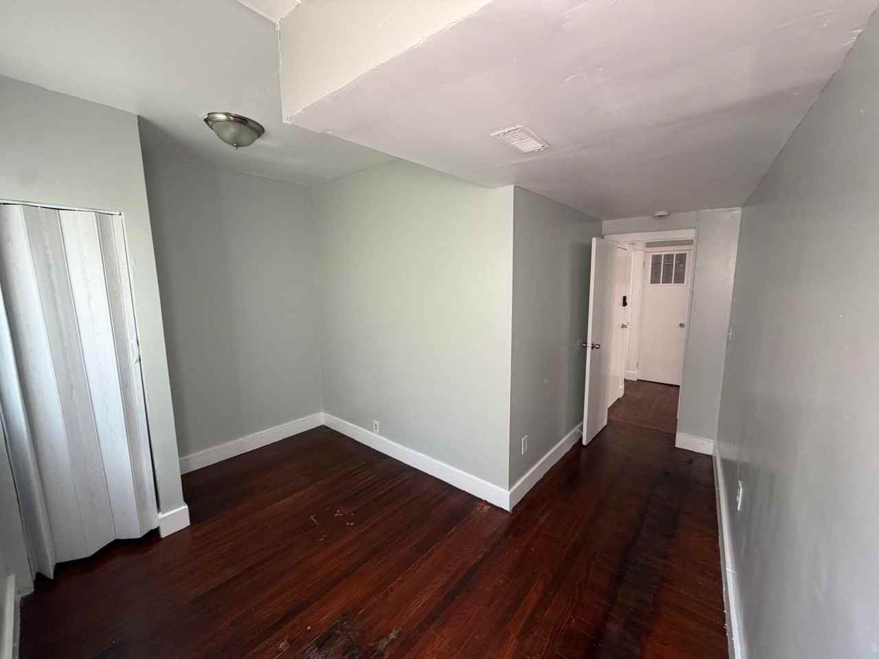 611 Elm St #2 - Photo 6 of 9