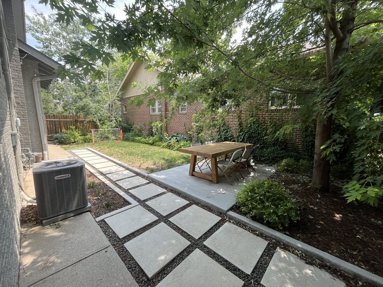 2575 Dahlia St - Photo 5 of 25
