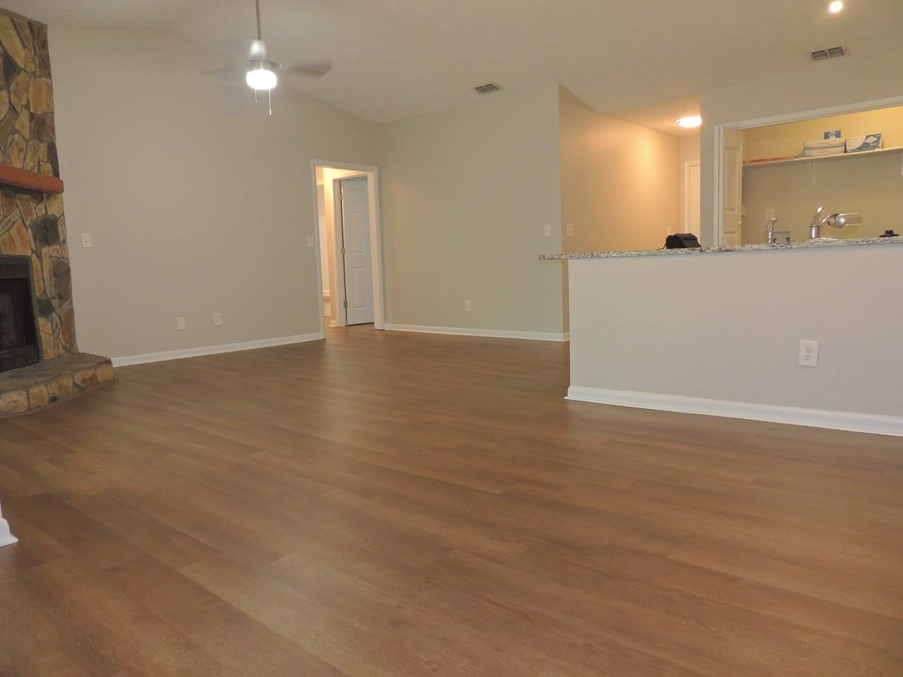 1006 Wood Creek Dr #1 - Photo 4 of 10