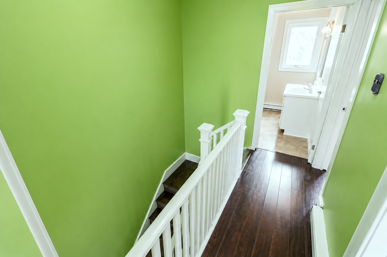 129 Craigmillar Ave #MAIN - Photo 5 of 8