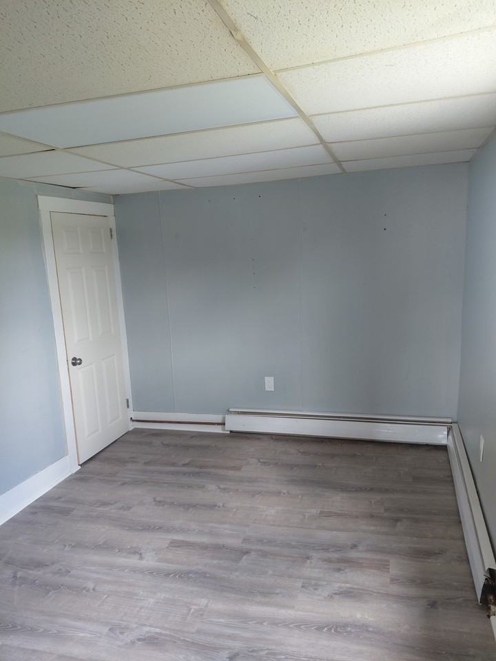 60 Pond St #60 - Photo 3 of 6