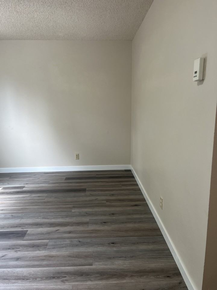 1089 Taylor St #2 - Photo 4 of 13