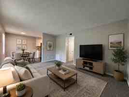 featured image of 2000 Dutch Valley Dr