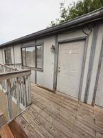 featured image of 987 Iowa Ave #C