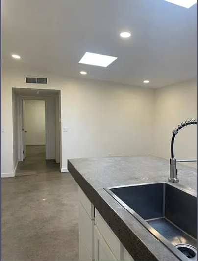 1144 N Richey Blvd #2 - Photo 4 of 23