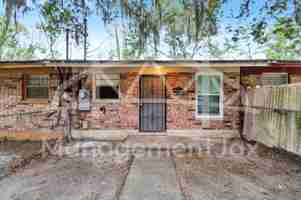 featured image of 4417 Ken Knight Dr N #1