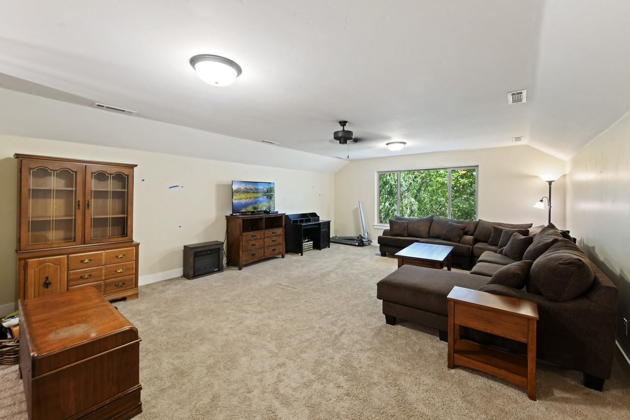 296 E Grove Creek Ln #296 - Photo 4 of 11