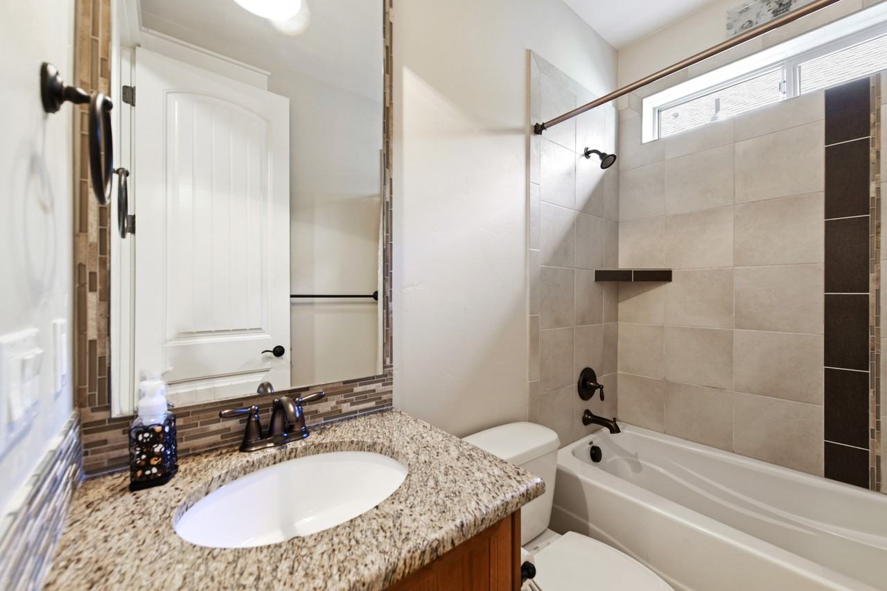 296 E Grove Creek Ln #296 - Photo 5 of 11