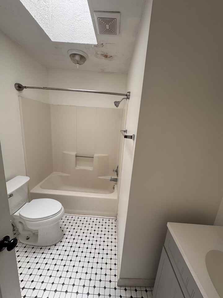 542 Leesville Road - 1Unit 118 #1 - Photo 7 of 12
