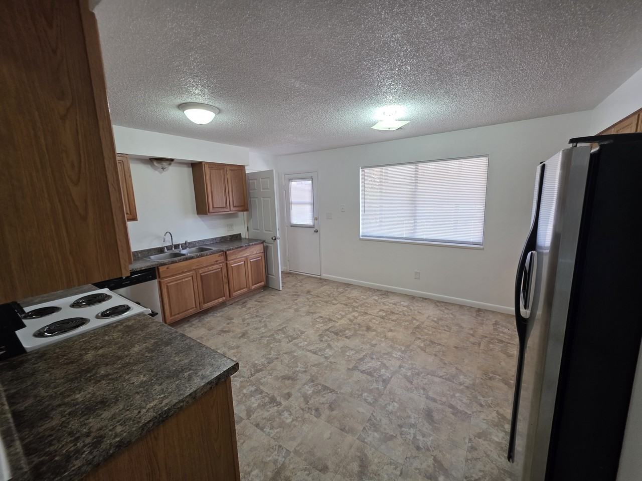 523 Pauline St #2 - Photo 2 of 8